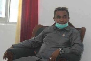 Ketua Fraksi Golkar TTU,Minta PLT Dinas Kadis  LHD Agar Lebih Bijak  Ambil Keputusan Apalagi Berkaitan Dengan Nasib  Tenaga Kontrak Daerah