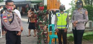 Jelang Ibadah,Dandramil 1603-01/ Alok Dan Pasi  OPS Kodim 1603/Sikka  Pantau Pelaksanaan Protokol Kesehatan Penerapan New Normal
