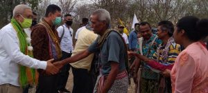 Warga Kecamatan Bikomi  Tengah  Siap Kerja Menangkan Paket Desa Sejahtera