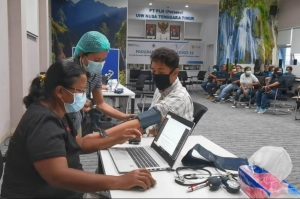 Optimalkan Layanan Keamanan Pelanggan, PLN UIW NTT lakukan Vaksinasi