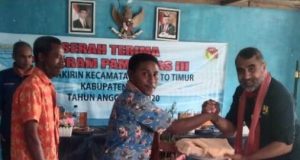 Lakukan Serah Terima Program PAMSIMAS,Kadis PUPR Belu Ajak Masyarakat Takirin Rawat Air Bersih Yang Sudah Ada.
