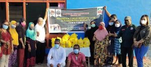 Gerbang Tani NTT Salurkan Bantuan dari ‘Indonesia Timur Bersatu’ Jawa Timur