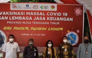 Dukung Pemkot Kupang, OJK  &BI  Gelar Vaksinasi Massal 
