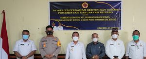 Pemkot Kupang Terima 4 Sertifikat Tanah dari Pemkab Kupang