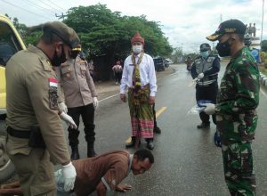 Tekan  Angka  Covid-19,   Bupati TTU Pantau Empat Titik Keluar Masuk Kota Kefamenanu