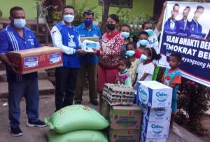 Jelang HUT ke-20,  DPC Demokrat TTU Berbagai Kasih di Panti Asuhan.