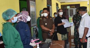 Percepat Penanganan Covid, Pemkot  Pantau Hasil Pelaksanaan Vaksin  Di Tiga Puskesmas