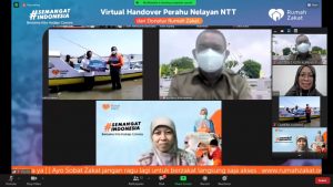 Rumah Zakat  Serahkan  Bantuan  Perahu Motor  Bagi Nelayan Kota Kupang