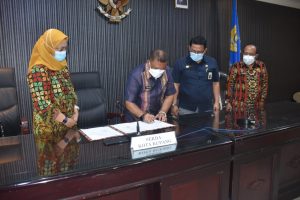 Perkuat   Kualitas  Pelayanan Nakes,Pemkot   Teken MoU Dengan BBTKLPP Surabaya