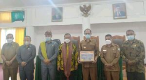 Pemkab TTU Menerima Penghargaan Dari Kemenkeu  RI Karena Berhasil   Menyusun  LKPD  Tahun 2020