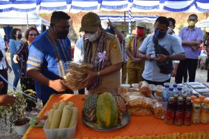 Walikota Kupang resmikan   Pusat  Kuliner Baru Di Kelurahan Naimata.