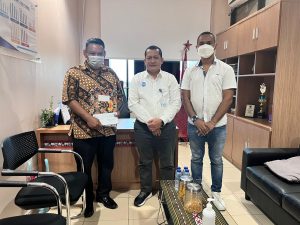 Dukung Pembangunan,    Bank NTT  Serahkan Bantuan 10 Juta  Bagi  Gereja GMIT Kharisma Penfui