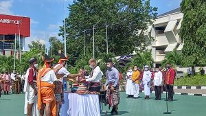 Pemprov NTT Gelar Prosesi Adat Satukan Tanah & Air  Flobamora  Untuk  Bangun Ibu Kota Negara Di Kaltim