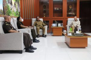 Terima Kejati Yang Baru, Gubernur Minta Percepat Penyelesaian Kasus Pembunuhan Astrid  & Lael