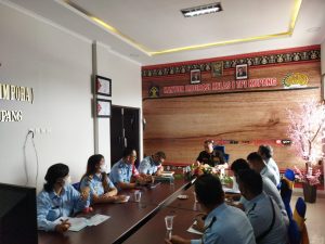 Evaluasi Layanan  Berbasis    IPK-IKM Sebagai Solusi Pembangunan Zona Integritas Menuju Daerah Bebas KKN