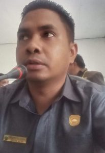 Polemik SK Tenaga Kontrak,Ketua Komisi I DPRD Kabupaten Malaka : Bupati & Wakil Harus Batalkan SK