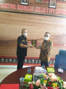 Perkuat Kemitraan,  Robert Na Endi Jaweng Minta  Adanya  MOU Antara Ombudsman RI &  Kantor Imigrasi Kelas I TPI Kupang