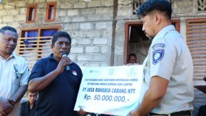 Gerak  Cepat Jasa Raharja NTT Serahkan Santunan Laka Lantas Bagi Anak 9 Tahun Di  Alor