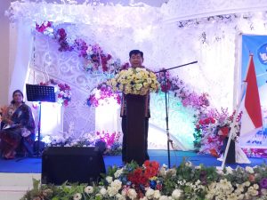 Wabup  Kupang   : Selamat bagi para  siswa    SD  Kristen  Hosana Kupang  yang  menerima kelulusannya