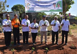 Kendalikan Laju  Inflasi,  Pemkot  & BI Dukung Warga  Tambah Pasokan Produksi Bahan Pangan   Rumah Tangga