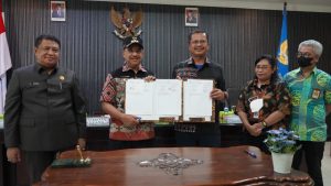 Walikota Jeriko  Apresiasi Kementerian PUPR  Sukses Selesaikan  Bangunan Hunian Tetap Bagi Korban Seroja &  Bangunan SPAM  Bagi Warga Kota Kupang