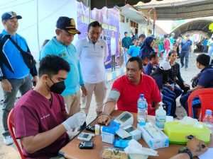 Meriahkan Hari Perhubungan Nasional Ke-51, Sekda Provinsi NTT Kunjungi Posko Pelayanan Kesehatan Gratis Jasa Raharja