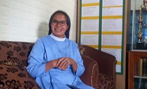 Kepsek SMP Putri Kefamenanu : Pentingnya Kedisiplinan  Dalam Mencerdaskan Generasi Bangsa