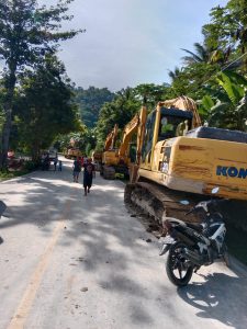 Percepat Penanganan longsor Di Takari,Balai Jalan Nasional Turunkan Lagi Dua Unit Excavator