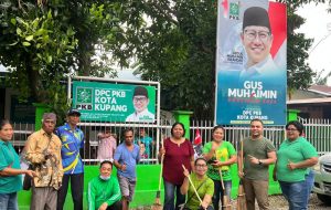 Peringati HPSN  2023, PKB   Lakukan Aksi Pungut  Sampah   Di Kota Kupang