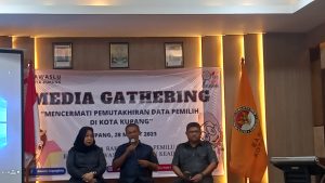 Pentingnya Partisipasi    Masyarakat  Dalam Sukseskan  Pemilu 2024
