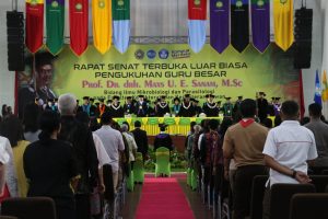 Rektor Undana Resmi Dikukuhkan Sebagai Guru Besar Bidang Mikrobiologi  & Parasitologi