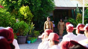 SDN  3  Oeba 3 Jadi Role Model Sekolah Tertib  & Bersih