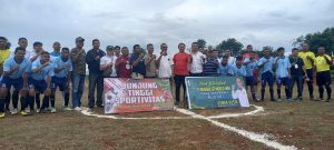 Usman Husin Jadi Salah Satu Sponsor Utama   Turnamen Sepakbola Mini Karang Taruna  Moen Feu Belo Cup I