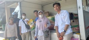 Penuhi Kebutuhan Masyarakat,  Bulog NTT, Pemkot & Paroki St.Petrus Rasul TDM   Gelar Pasar Murah
