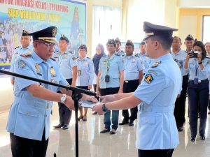 Sertijab Kepala Kantor Imigrasi Kupang, Marciana Minta Kinerja Baik Ditingkatkan