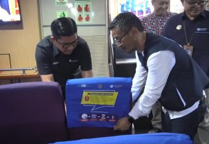 Serahkan Bantuan Cover Seat Berisi Pesan Keselamatan Jadi Upaya Jasa Raharja Optimalkan Sosialisasi Kepada Penumpang Kapal Laut .