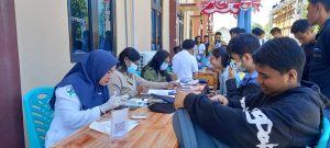 Peringati HUT ke-50,  SMAN 3 Kupang   Sinergi Bersama  Puskesmas Oepoi  Lakukan Pemeriksaan Kesehatan Gratis
