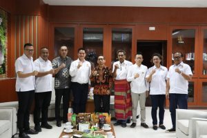 Audience Bersama Kadin Provinsi NTT, Pj. Gubernur   Tekankan Tetap Berkolaborasi  & Membangun Komunikasi yang Baik  Tingkatkan Pembangunan