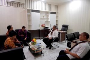 Perbanas Tawarkan Bantuan  Komputer Untuk  Sekolah Di Kota kupang