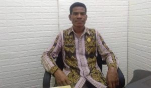 Dinas P & K Kota Kupang Beri Reword Bagi SD & SMP Yang Menjuarai Lomba Cerdas Cermat