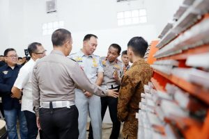 Perpanjangan STNK 5 Tahunan Hanya 15 Menit, Jasa Raharja Dorong Samsat Digital Leuwi panjang Jadi Samsat Percontohan
