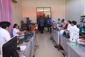 Pj.Bupati Alexon Lumba Sidak  Pelayanan Publik Di RSUD Naibonat