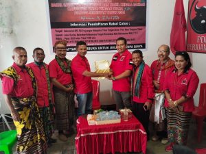 Siap Bangun Daerah,  Falen Kebo Resmi Daftar  Cabup TTU di  PDIP, Demoktrat  &  Perindo