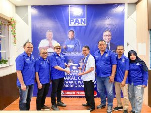 Bertekad  Bangun Kota Kupang, Alex Foenay  Daftar Calwalkota Di  PAN