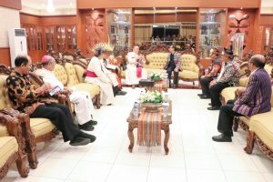 Kehadiran Duta     Besar   Vatikan, Para Kardinal  &  Uskup se -Indonesia  Sebagai Kebanggan Bagi  NTT