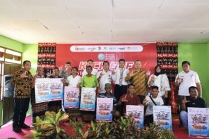 Dukung Pertumbuhan  Ekonomi,  Bank NTT Cabang Waingapu  Serahkan   Serahkan  Kredit  Merdeka  Bagi 20 Petani  Rumput Laut di Sumba Timur
