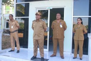 Penjabat Bupati  Kupang, Minta   Pegawai RSUD Naibonat  Prioritas Pelayanan Publik &    Disiplin Masuk Kantor
