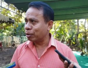 Alex  Foenay :  Pengolahan Sampah Yang  Baik  dan Benar   Sebagai   Solusi  Menambah Pendapatan Ekonomi  Keluarga  &  Upaya  Menjaga  Kelestarian Lingkungan