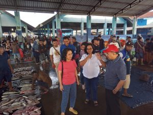 Jeriko-Adinda Kunjungi Pasar Oeba : Para Pedagang Minta Fasilitas Pasar Diperbaiki  &  Ekonomi Yang Layak