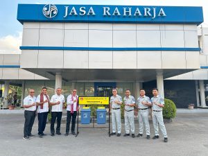 Jasa Raharja NTT Serahkan Bantuan Tempat Sampah Melalui Program TJSL Untuk Dinas   Pariwisata  &  Ekonomi Kreatif Nusa Tenggara Timur